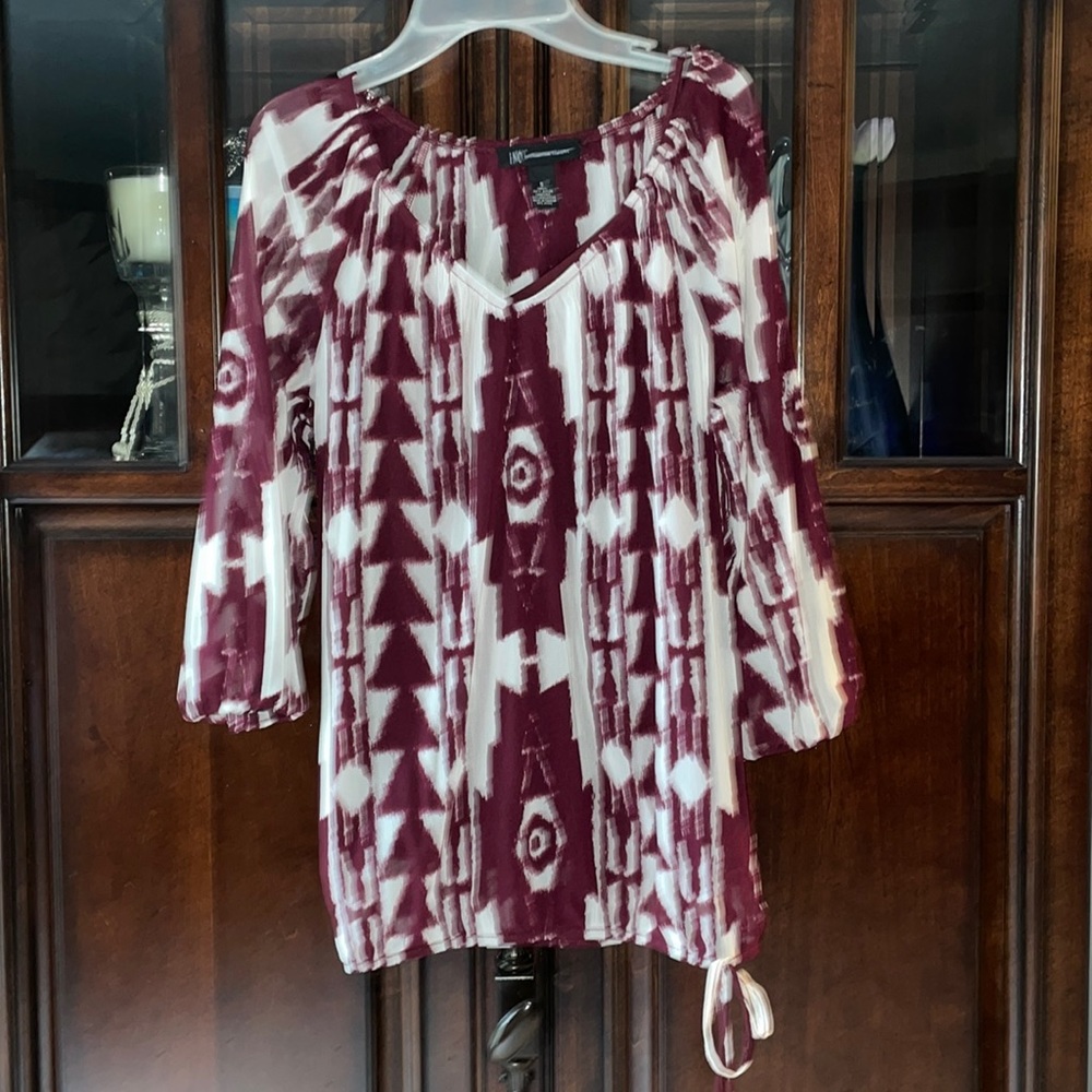 Womens Size Small Burgundy Printed Sheer Blouse